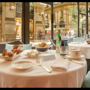 4* Apartament Galleria The Smart Boutique By Ospitami