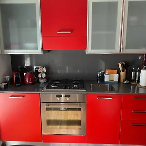 Red House Apartman Monfalcone