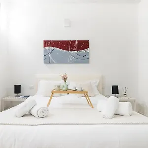 Apartment Amazing, New & Fully Furnished In Duomo