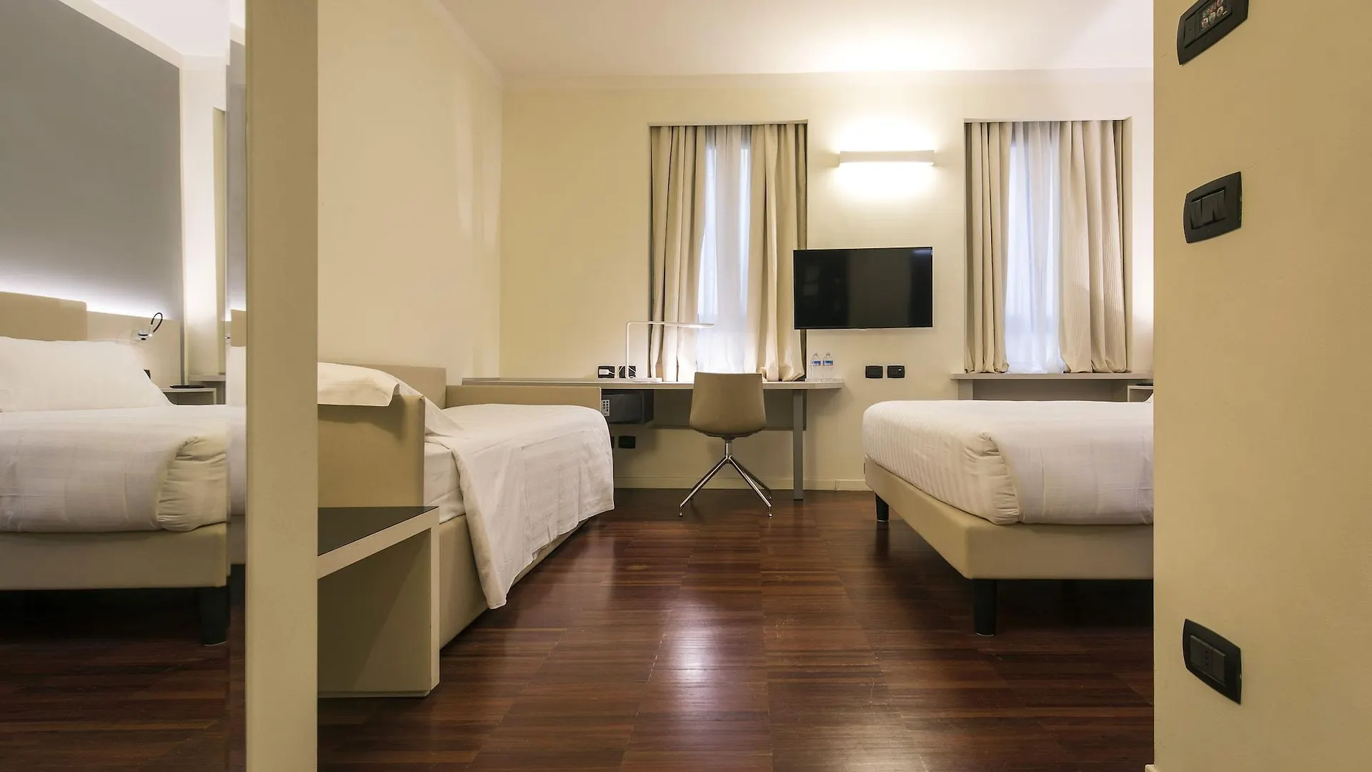 43 Station Hotel Milánó